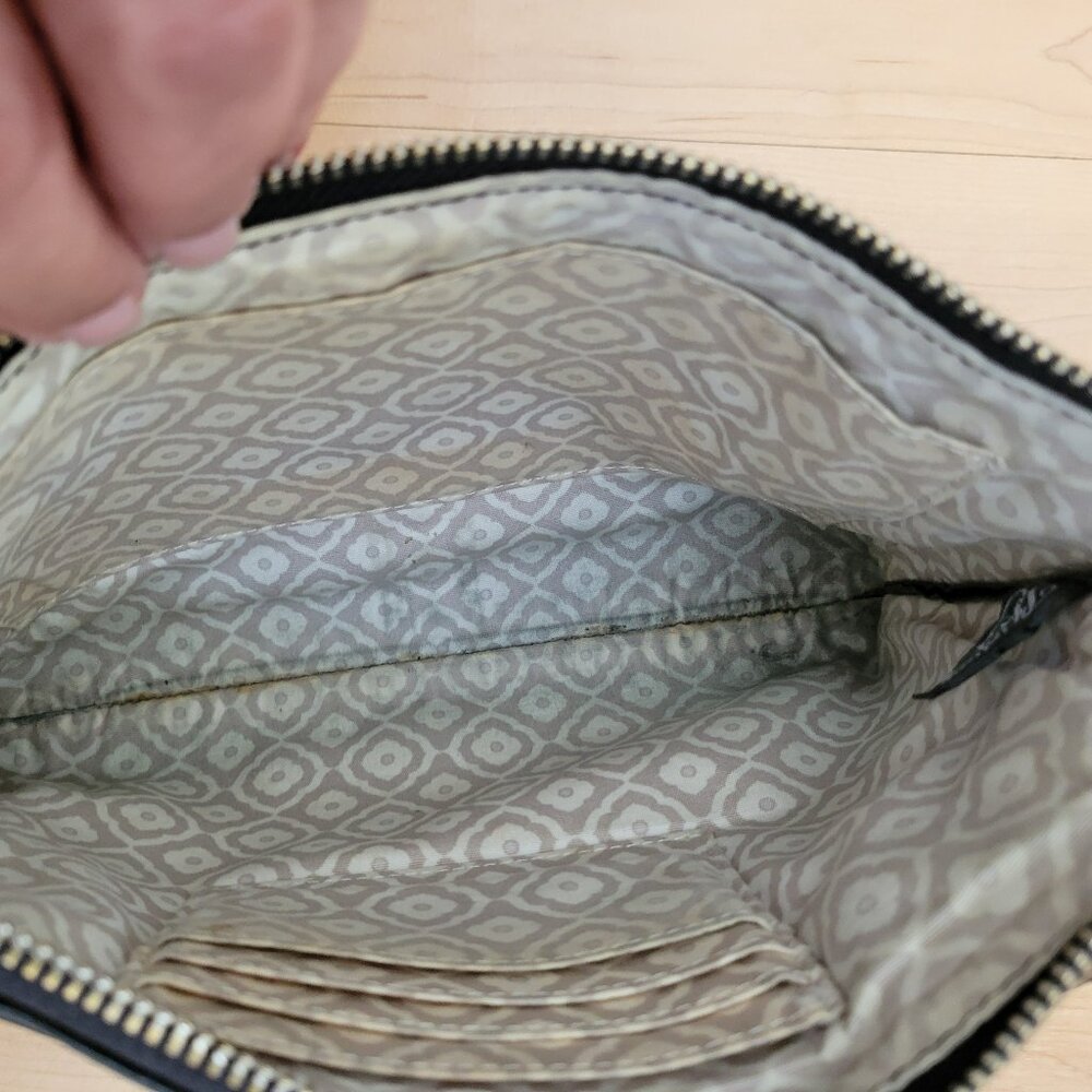 Brighton Pretty Tough Black Leather Crossbody Purse - Picture 8 of 10